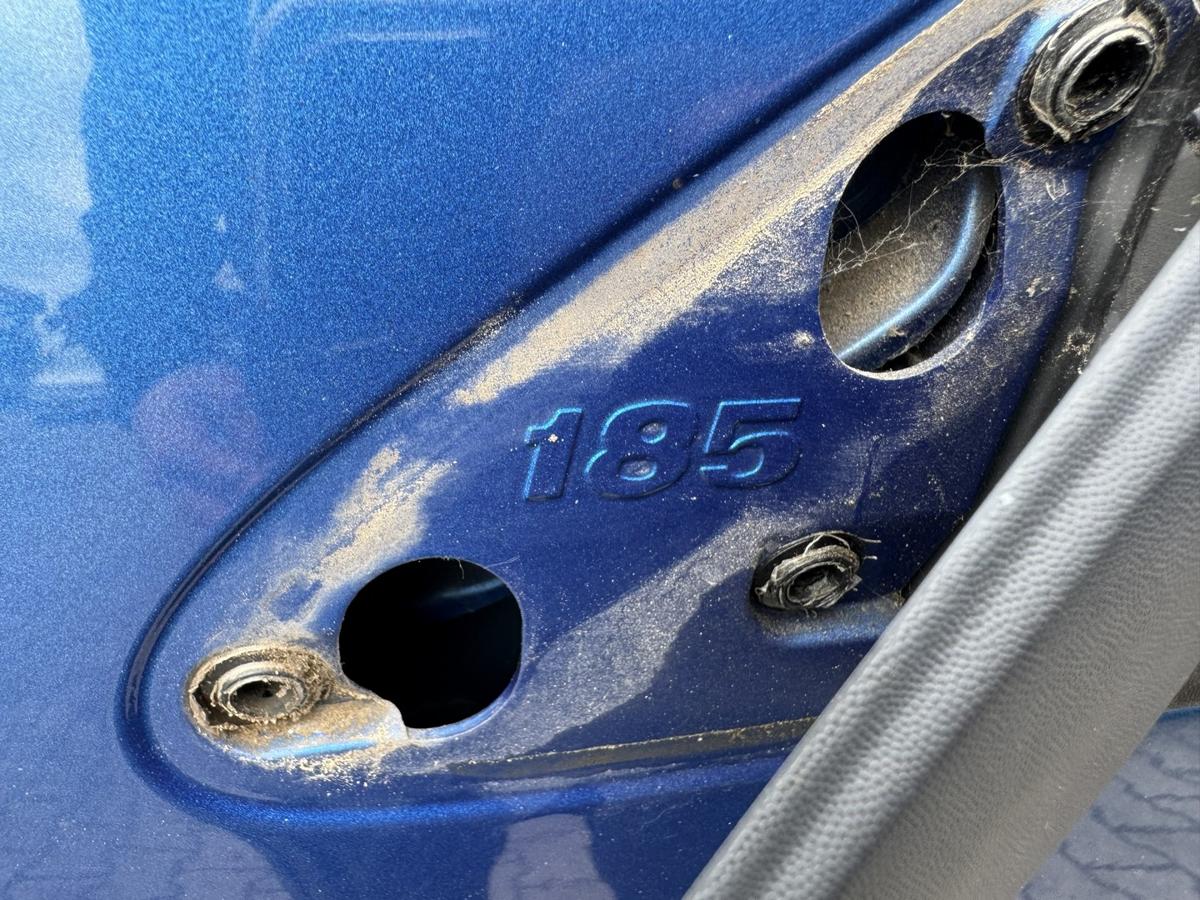 Renault Clio 3 original Kotfl&uuml;gel vorn links TEI45 Blau Ottoman Reifenindex 185 Bj.2005